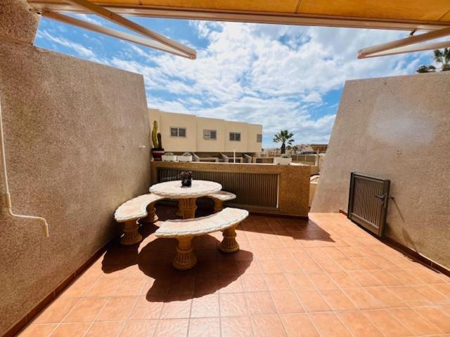 Apartamentos Vista Marina - El Medano Eksteriør billede
